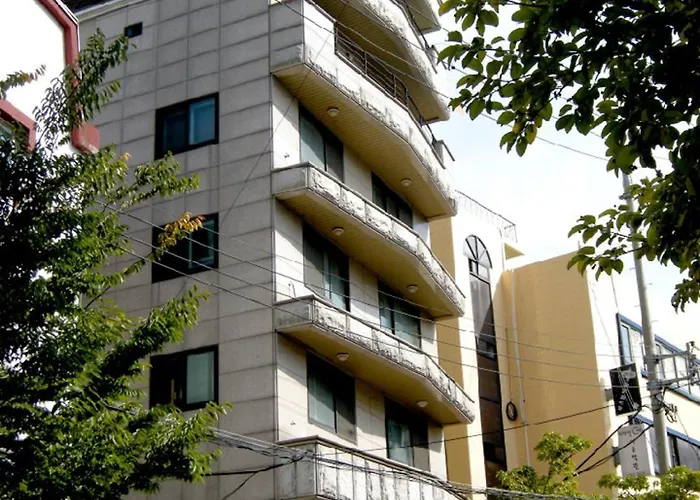 K'stay Sinchon Hotel *